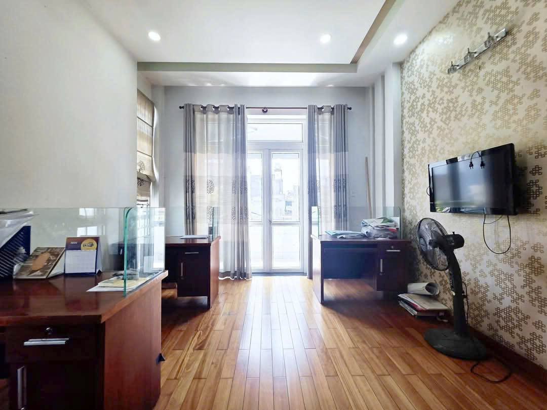 Ngộp Bank Bán Gấp Nhà 3 Tầng 152m2_9.5*16 Gần Chợ Hiệp Bình Hiệp Bình Chánh Thủ Đức Chỉ 16.5 tỷ - Ảnh 2
